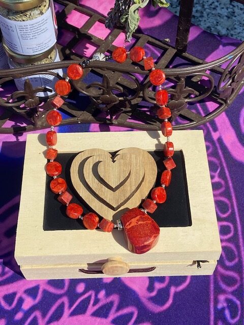Korallenkette Koralle Hämatit Chakra Schmuck Erdung Kraftsteine Kraft Erfolg Antistress Steine Esoterik Shop Kärnten Völkermarkt