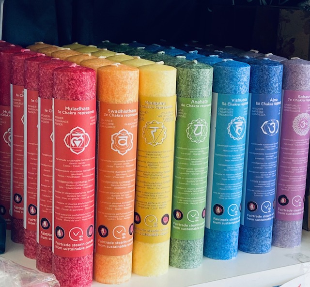 Chakra Duftkerzen Chakrakerzen 7Chakren Energie Raumenergie mit Duft Raumharmonie Ritualkerzen Ritual Kerzen im Esoterik Shop kaufen Kärnten Völkermarkt
