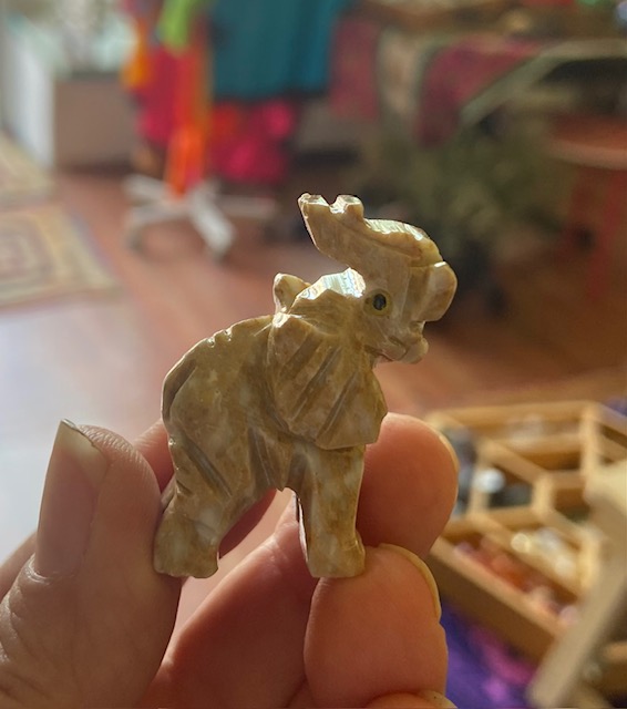 Speckstein Elefant Glücksbringer Krafttiere Esoterik Geschenke Völkermarkt Kärnten kaufen
